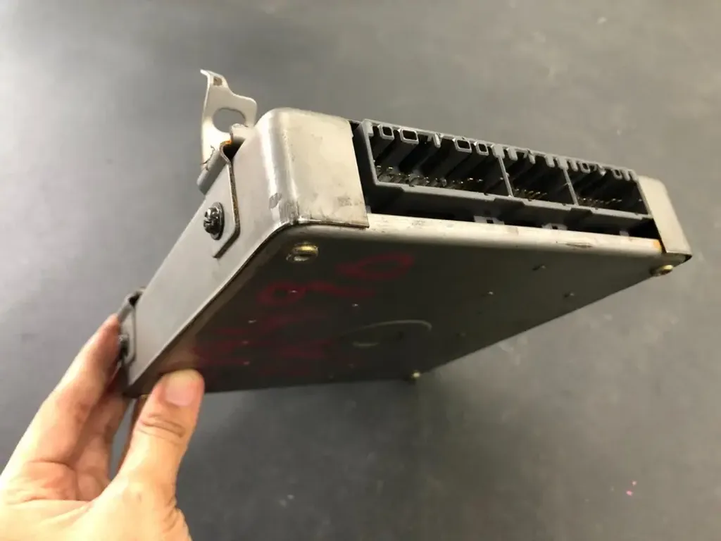 MAZDA FP23-18-881A (3)