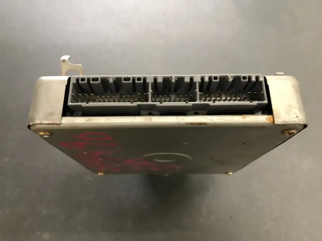 MAZDA FP23-18-881A (2)