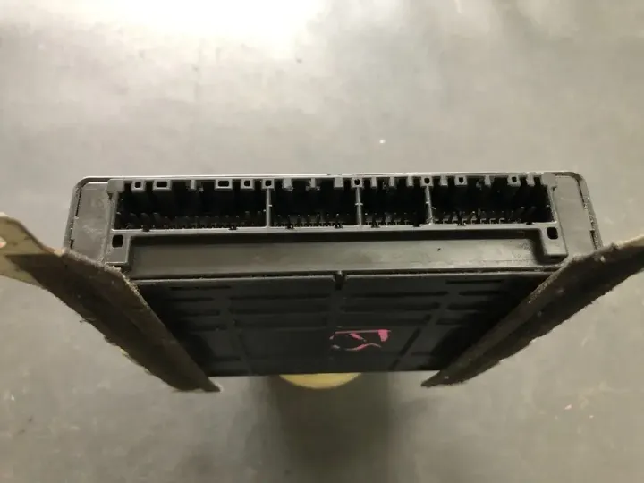 MAZDA FS1E-18-881G (2)
