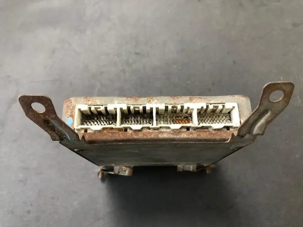 MAZDA L336-18-881E (3)