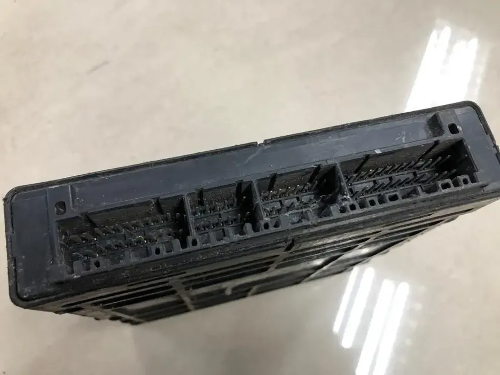 MAZDA FPH6-18-881A (3)