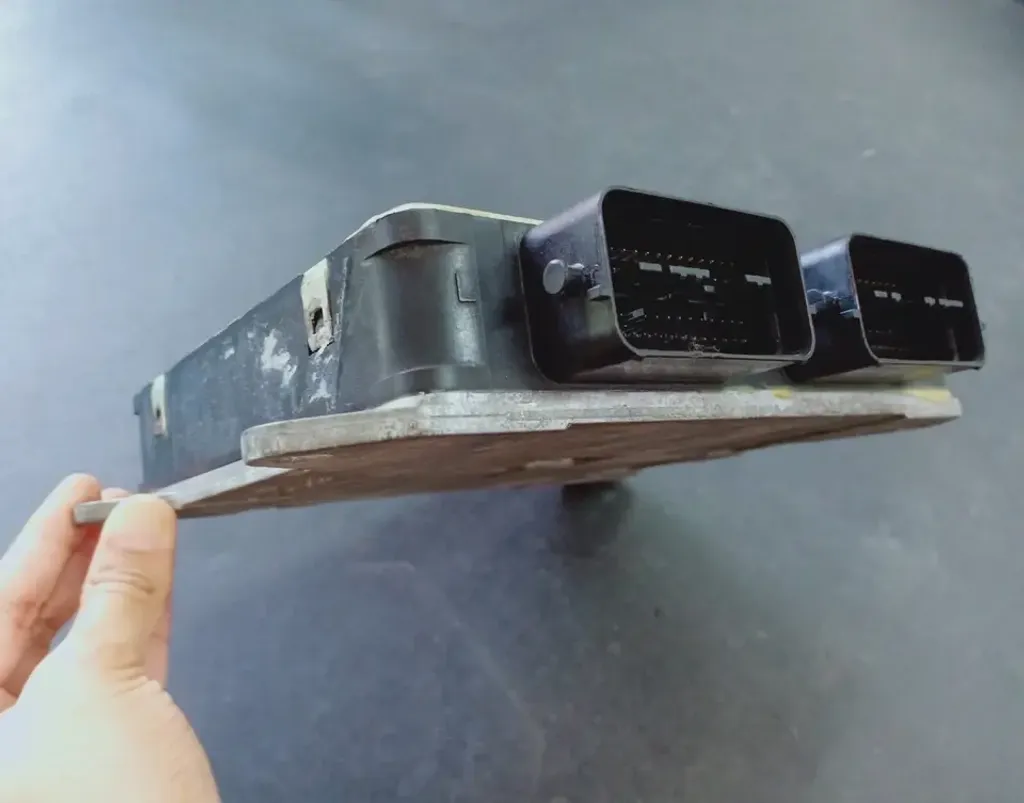 MAZDA LFB6-18-881F (3)