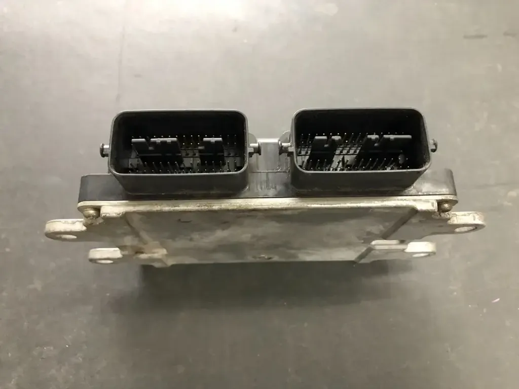 MAZDA L33H-18-881C (2)