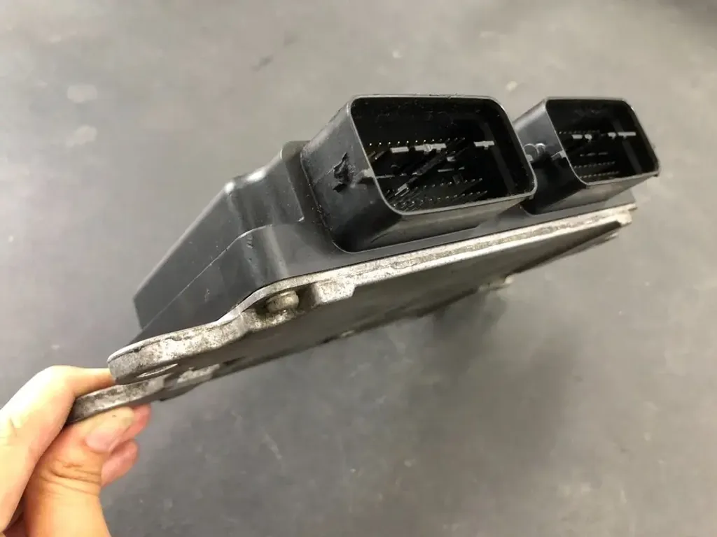 MAZDA LF5G-18-881E (3)