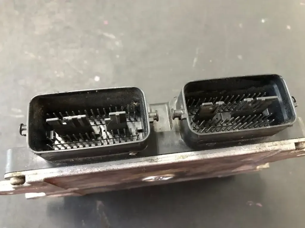 SUZUKI 00 33910-82KS (3)