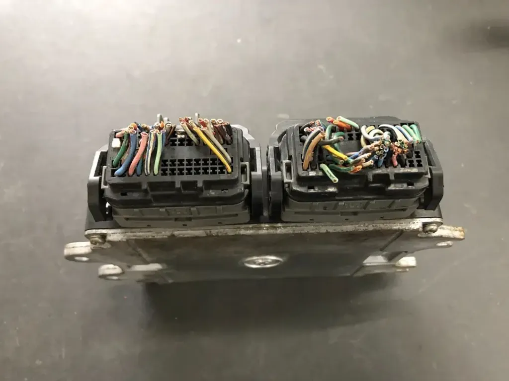 SUZUKI 0E 33910-82K8 (2)