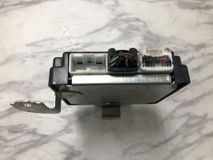 40 89530-B1040 (2)