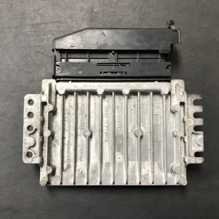 VOLVO 361 S110921002K (2)