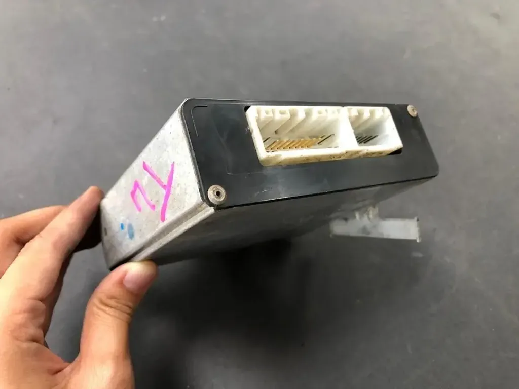 7K-E MT 89660-0B030 (3)