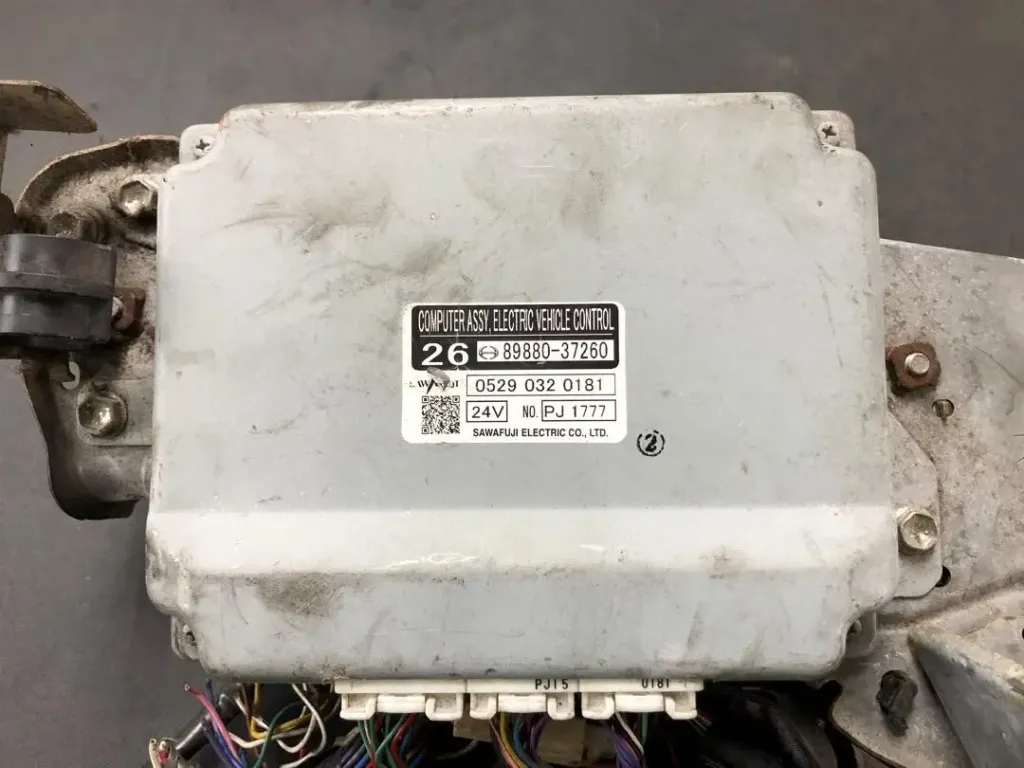 N04C 26 89880-37260 (1)