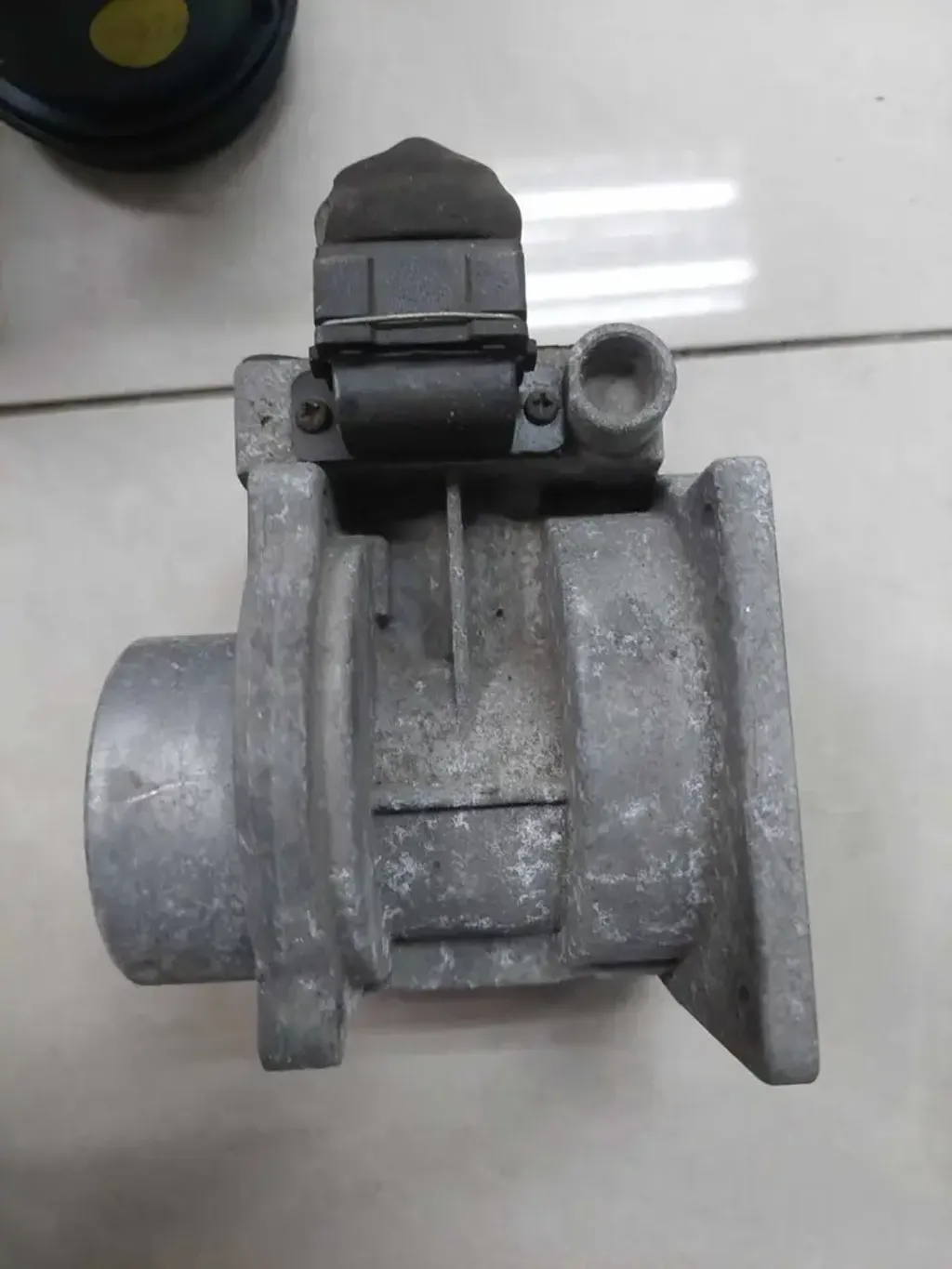 NISSAN 22680-57Y00 (2)