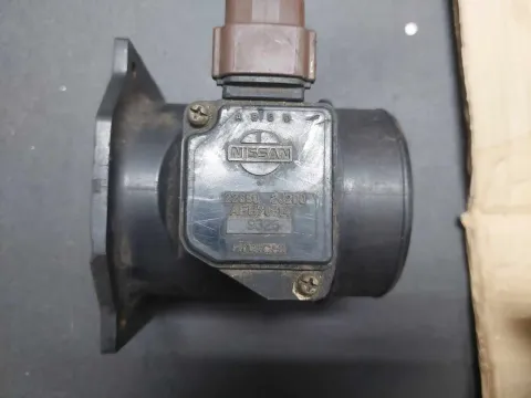 NISSAN 22680-2J200 (1)