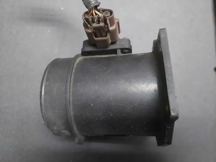 NISSAN 22680-2J200 (2)