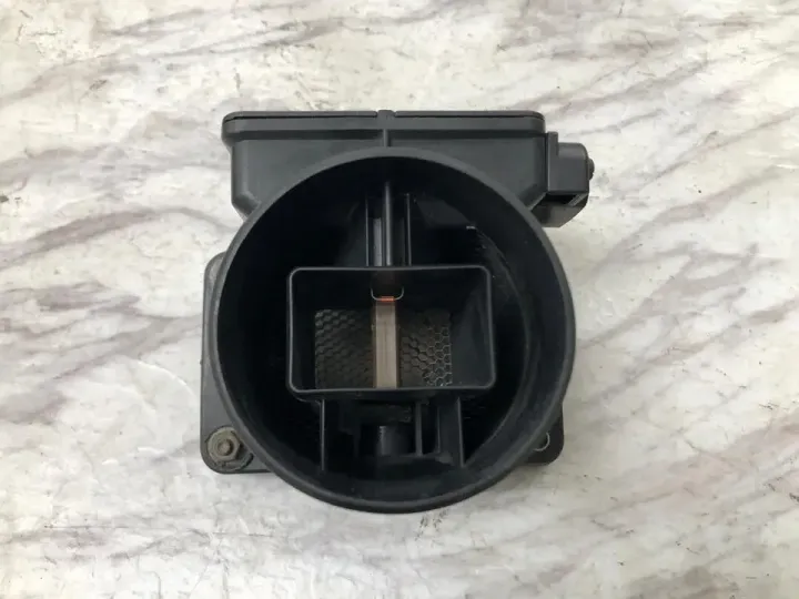 481 (2)