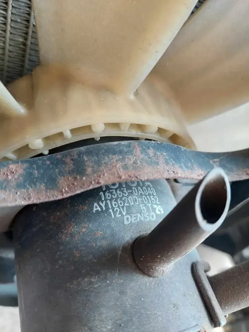 TOYOTA 16363-0A040 (3)