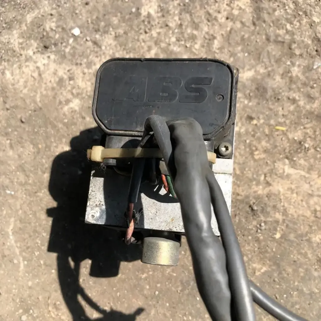 NISSAN 47600-72B00 (4)