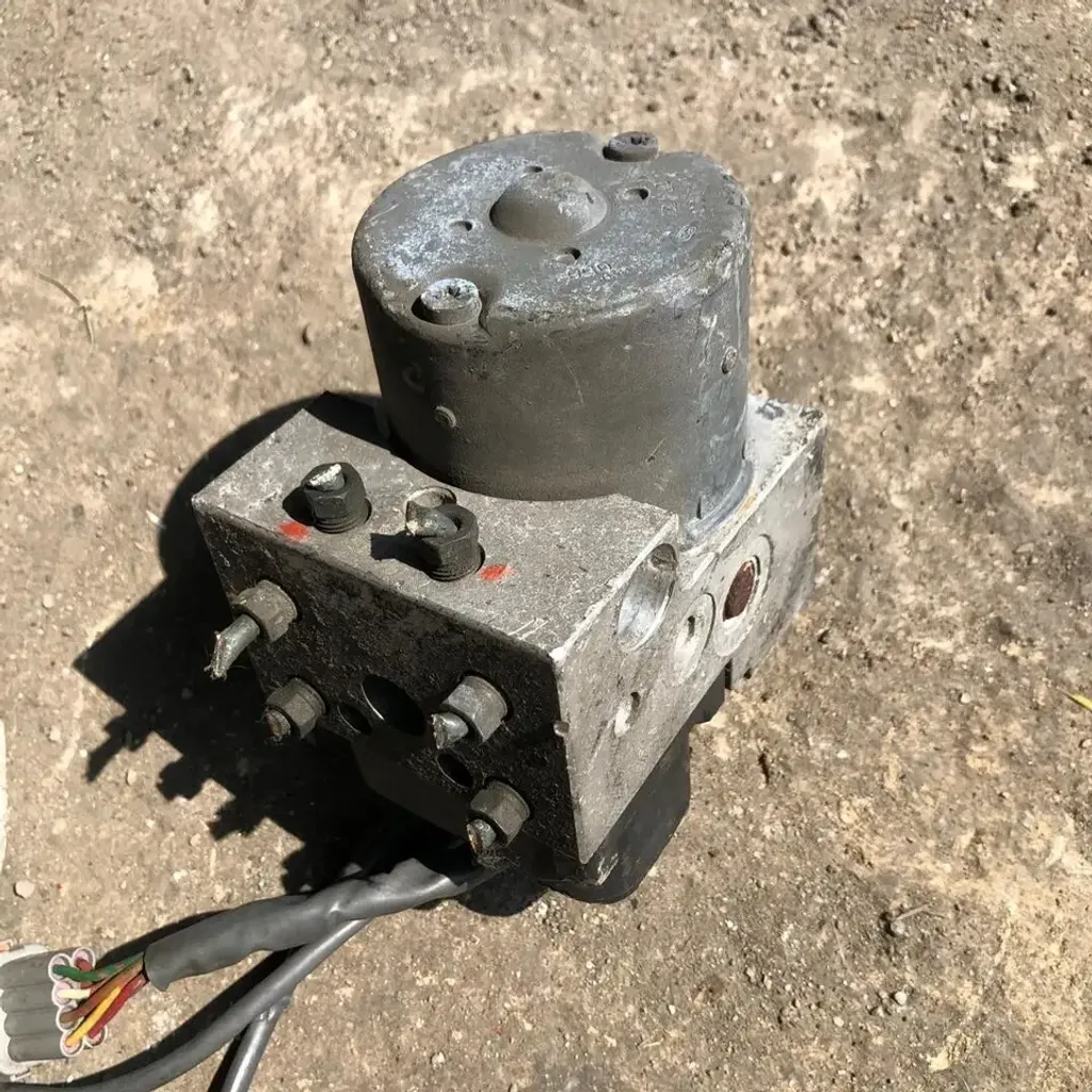 NISSAN 47600-72B00 (5)