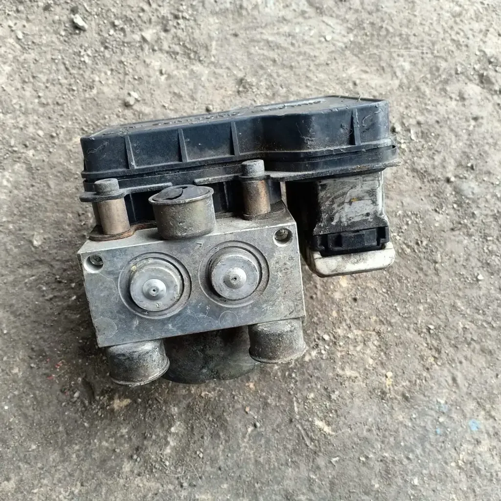 MITSUBISHI MR955673 (3)