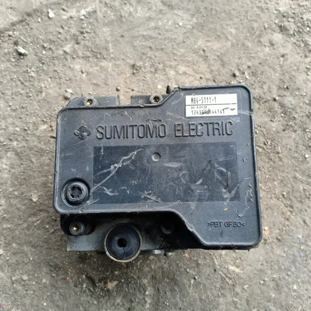 MITSUBISHI MR955673 (4)