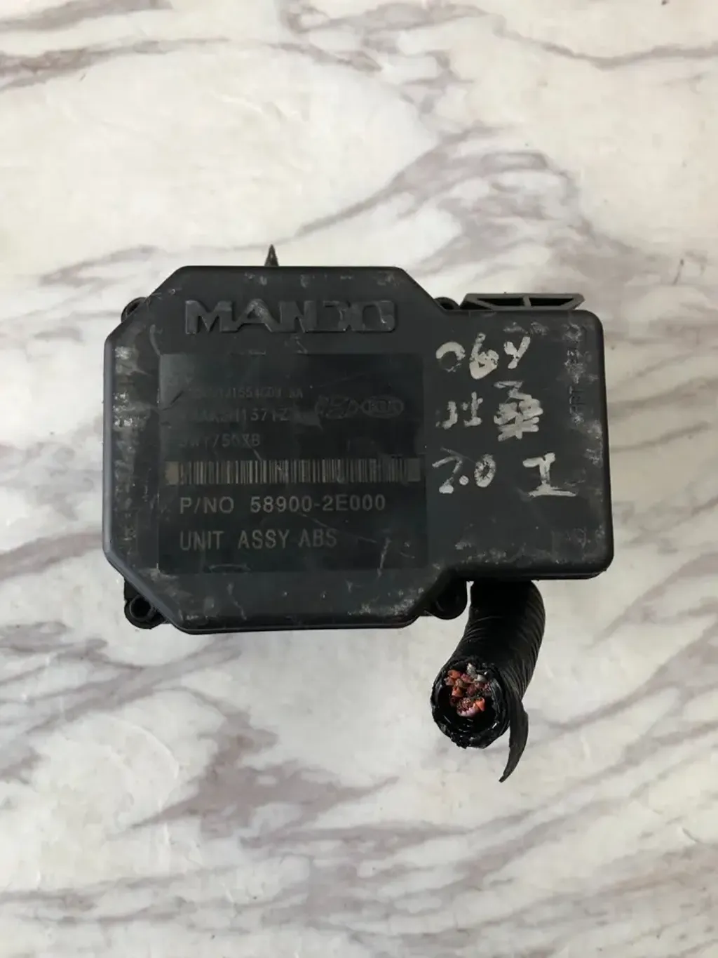 HYUNDAI M1A 58920-2E000 (2)