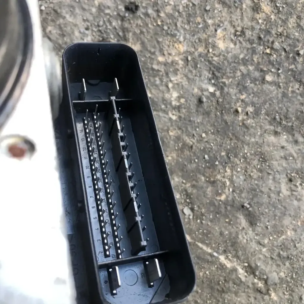 FORD 8M51-2C405-EA (4)