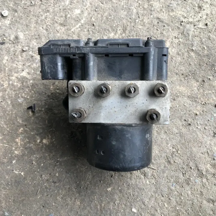 FORD YL84-2C286-EA (1)