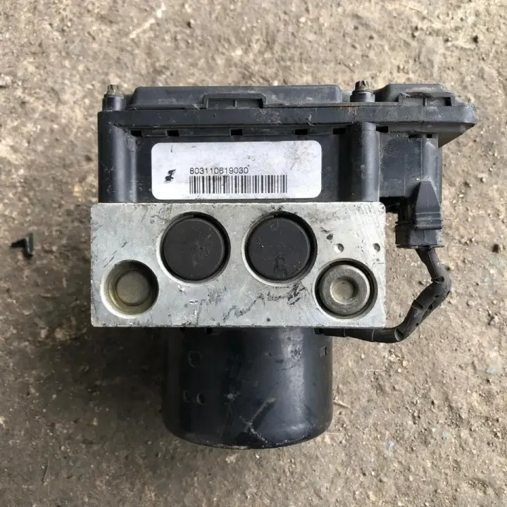FORD YL84-2C286-EA (2)