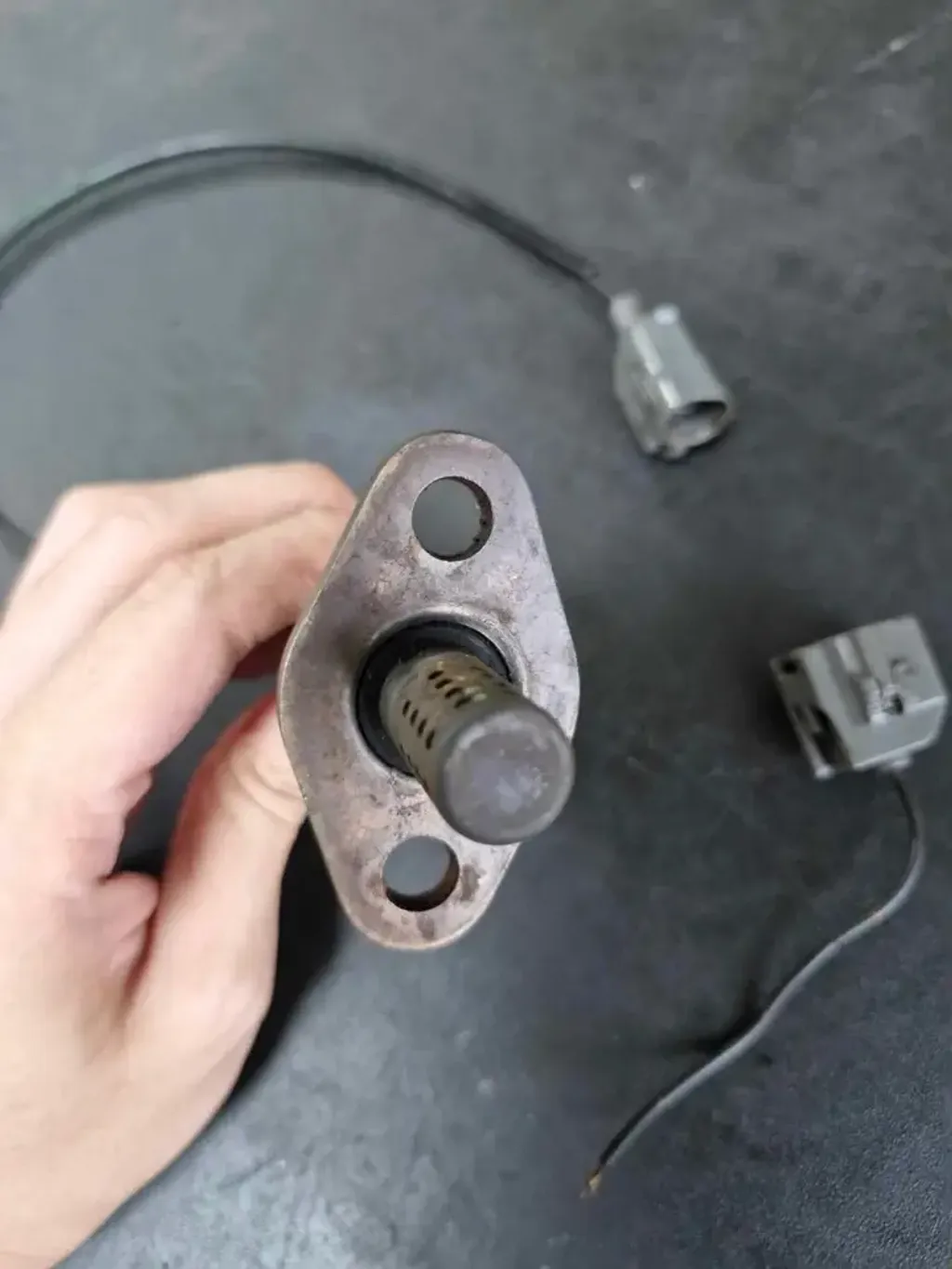 XV10 065500-4150 (2)