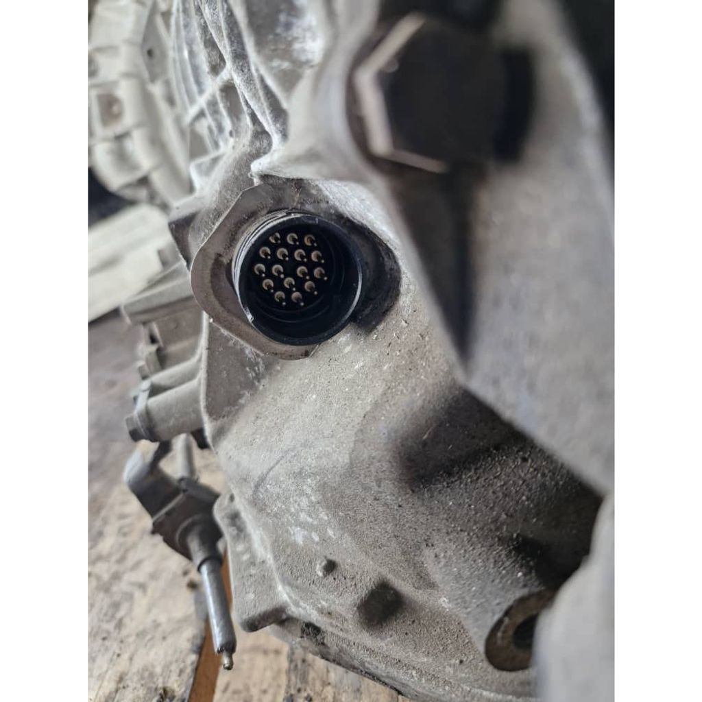 my-11134207-7r990-lz01nje70z1c23