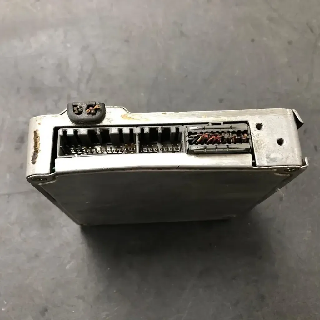 1UZ-FE 89661-30430 (2)