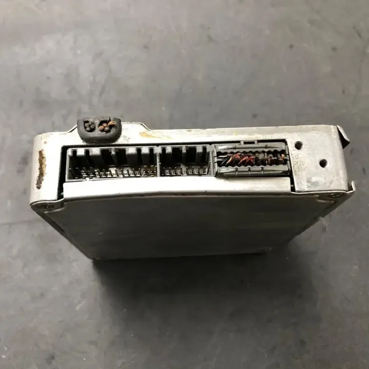 1UZ-FE 89661-30430 (2)