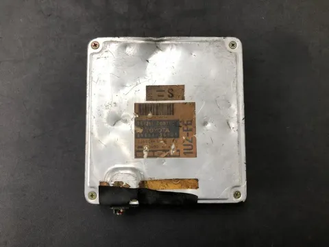 1UZ-FE 89661-30431 (1)