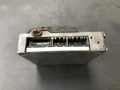 1UZ-FE 89661-30431 (2)