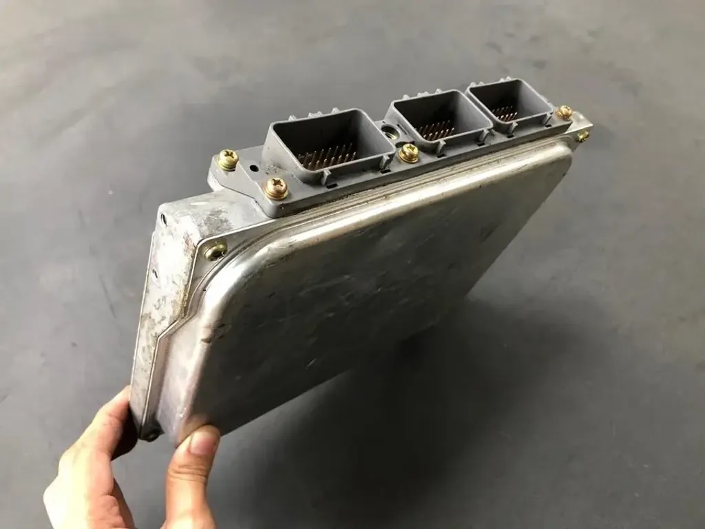 1UZ-FE 89661-30860 (3)