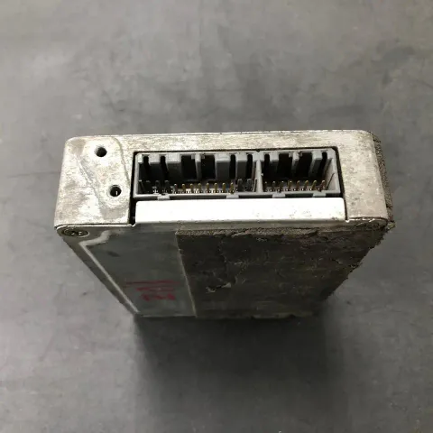 1UZ-FE 89530-30540 (2)