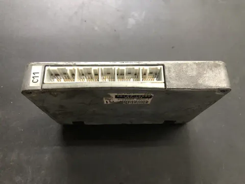 1JZ-G 89661-3A700 (2)