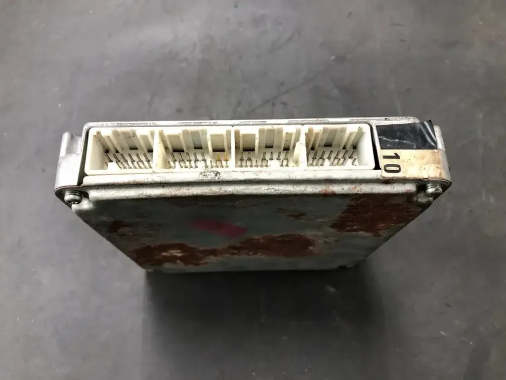 1ZZ-FE 89661-20B10 (2)