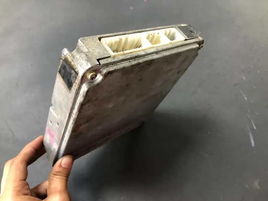 4A-FE AT 89661-1E260 (3)