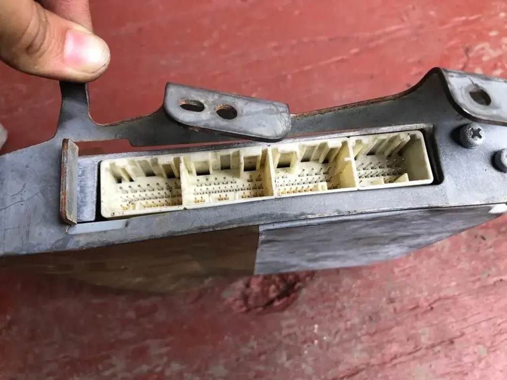 N04C-TJ MT 89661-37693 (3)