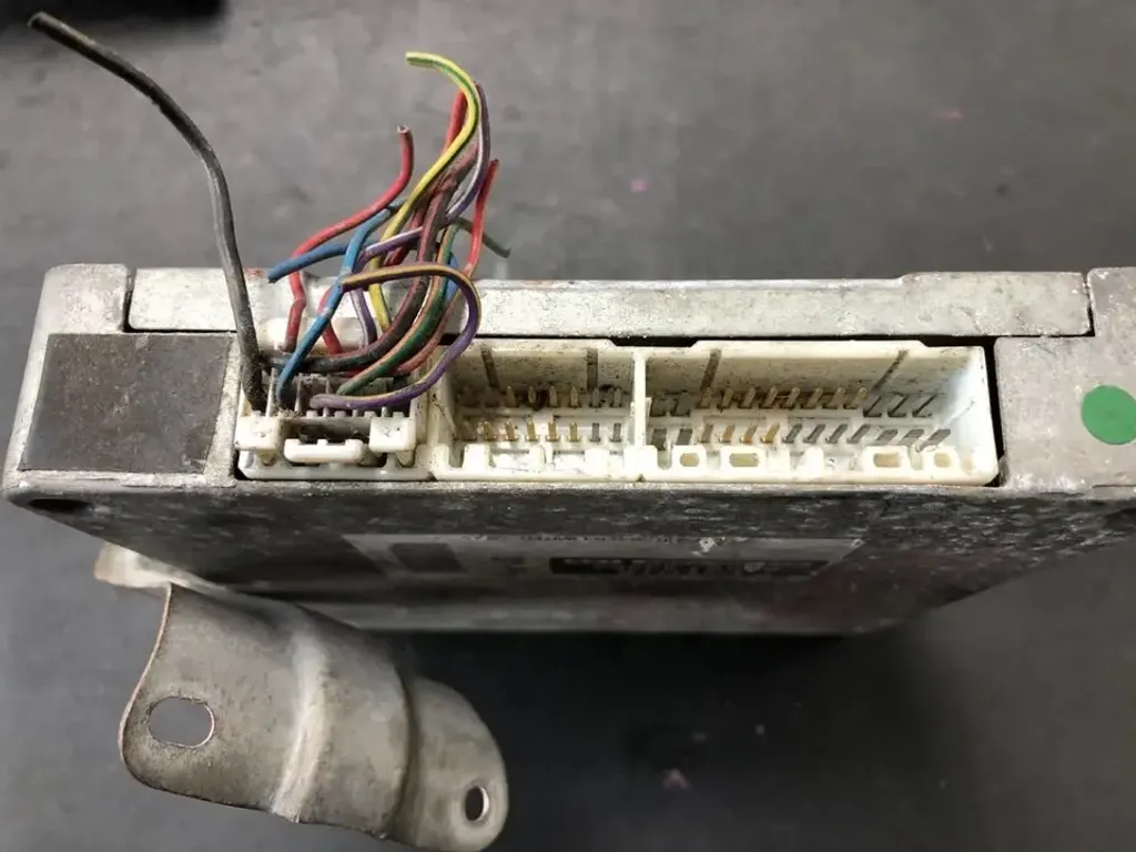 3Y-PE 89661-43063 (3)