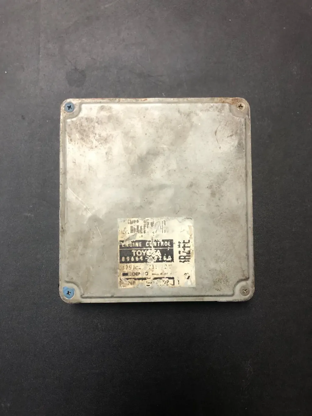 3RZ-FE 89661-26250 (1)