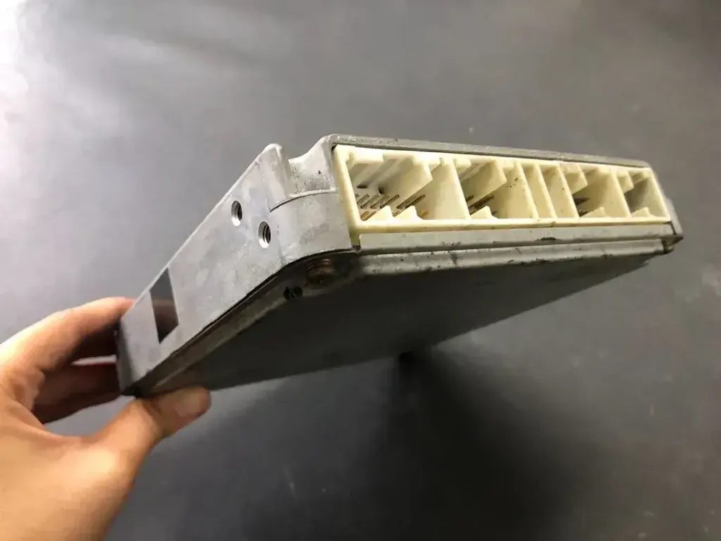 1KZ-TE AT 89661-26640 (3)