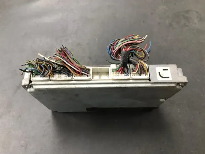 1AZ-FSE 89661-28B20 (2)
