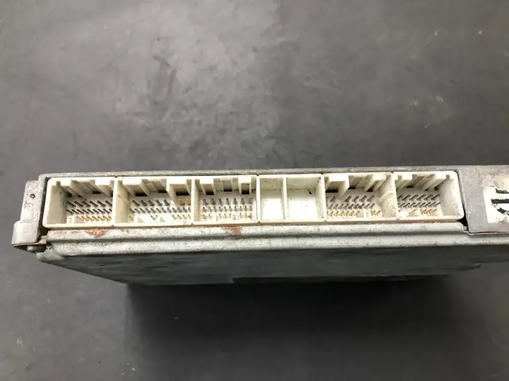 1AZ-FSE 89661-28B30 (3)