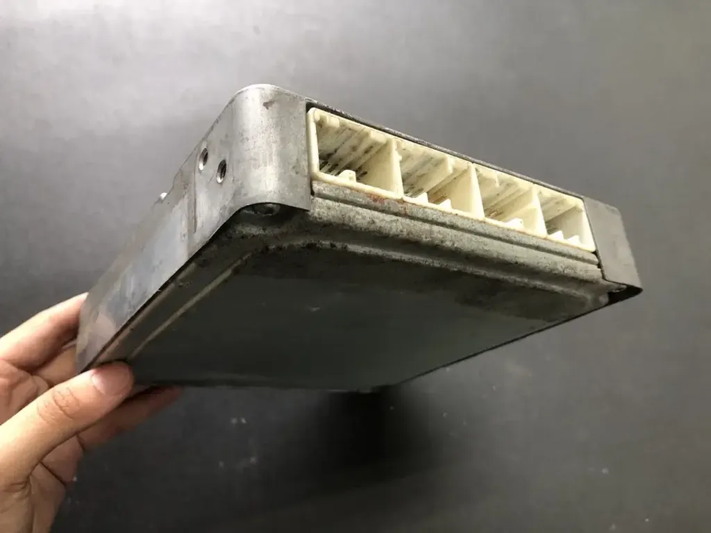 1NZ-FE 89661-5C321 (3)