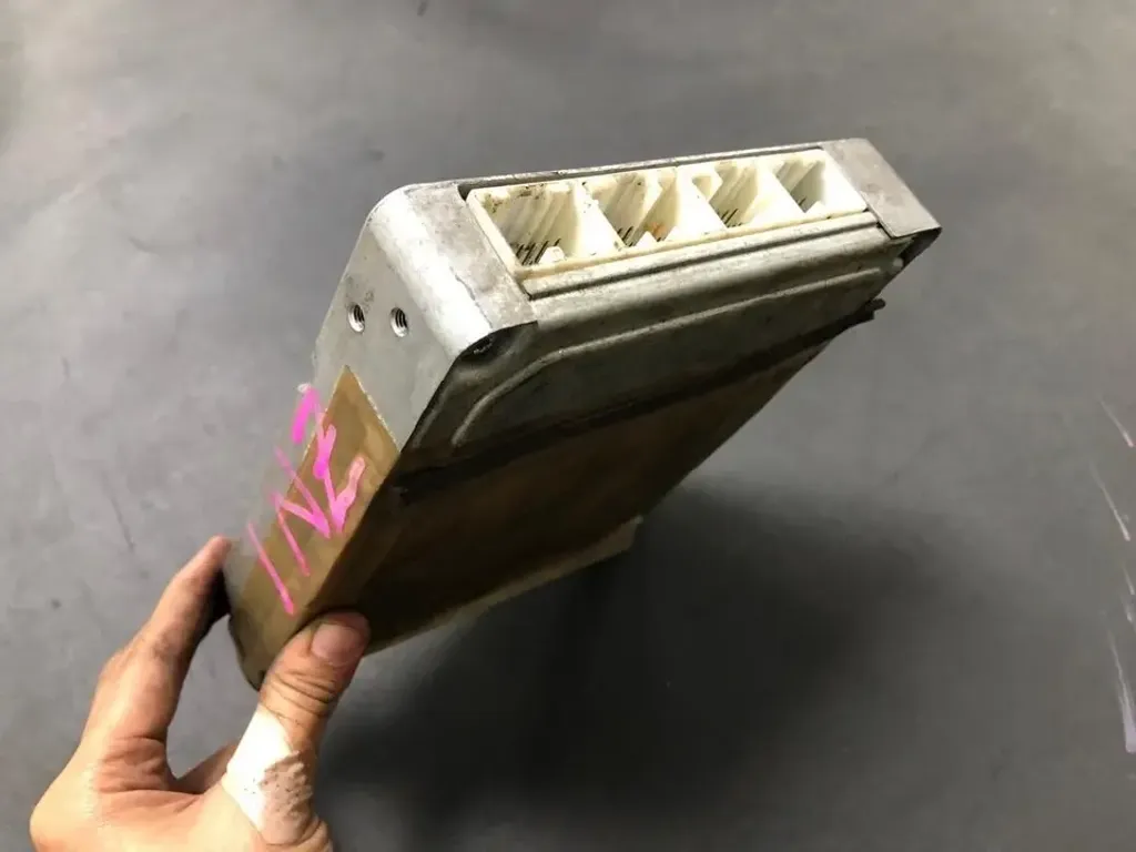 1NZ-FE 4X4 AT 89661-52480 (3)