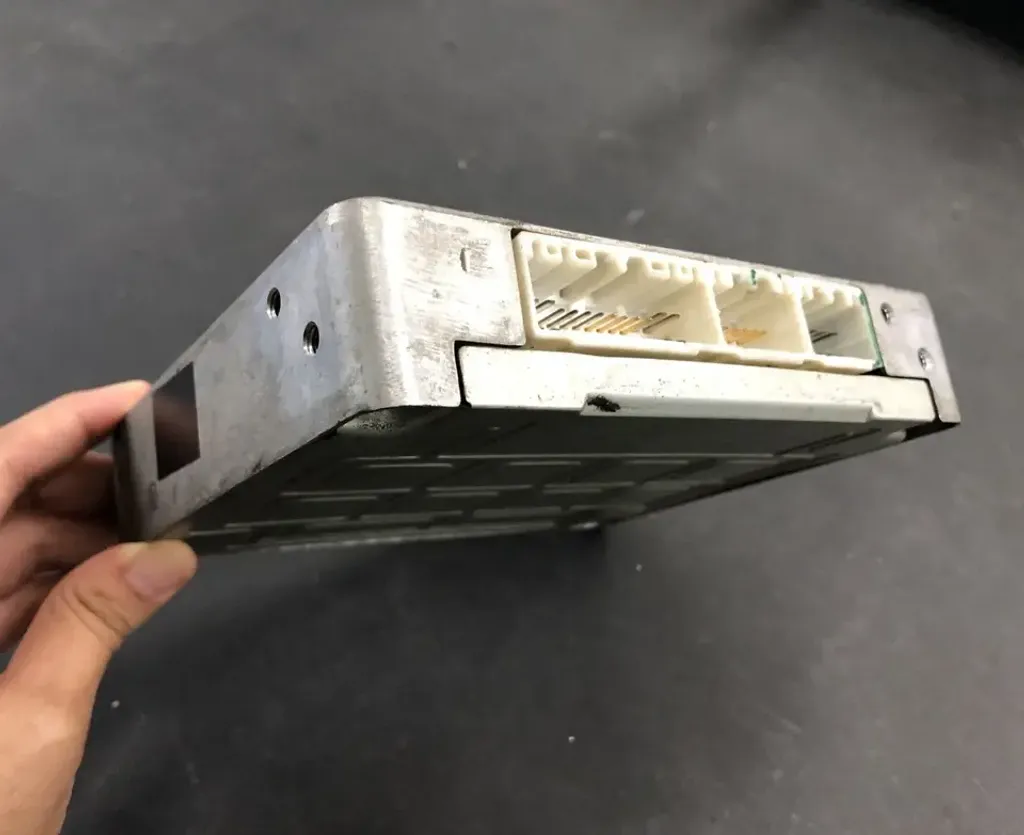 7K-E AT 89661-0B010 (3)