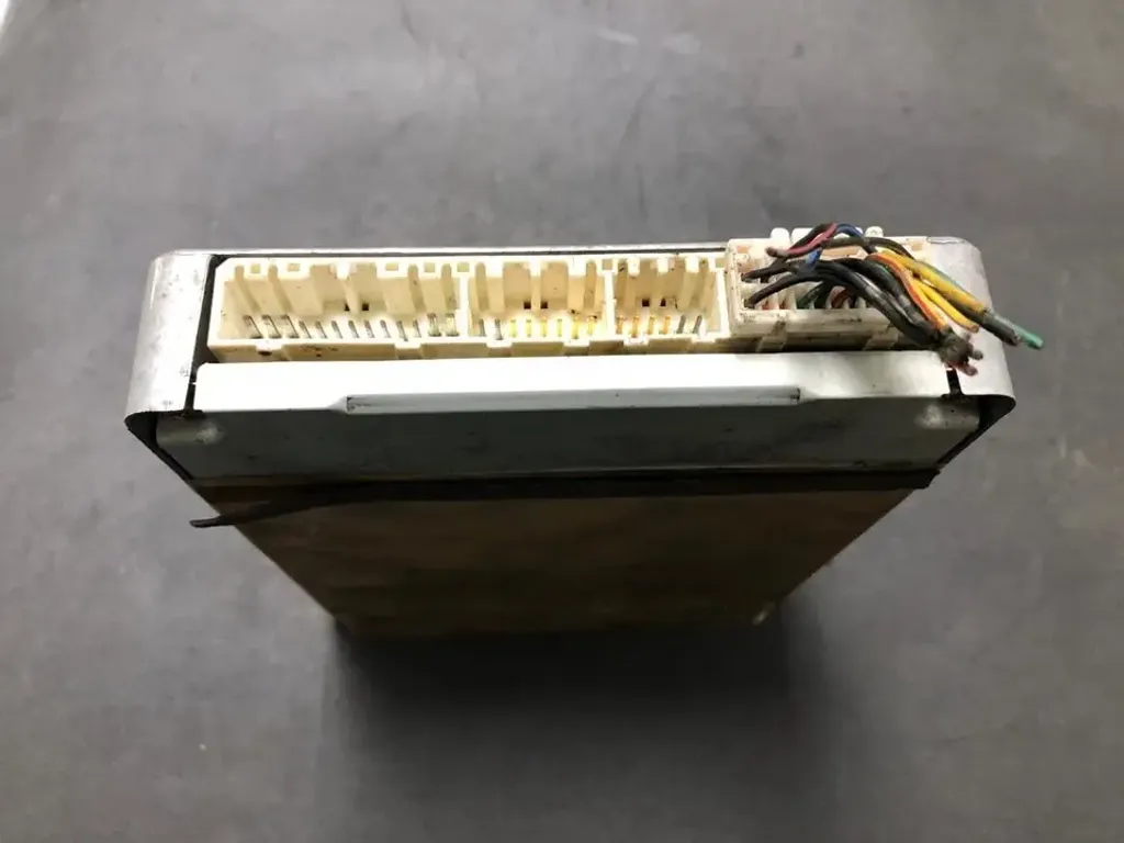 1NZ-FE MT 89661-52220 (2)