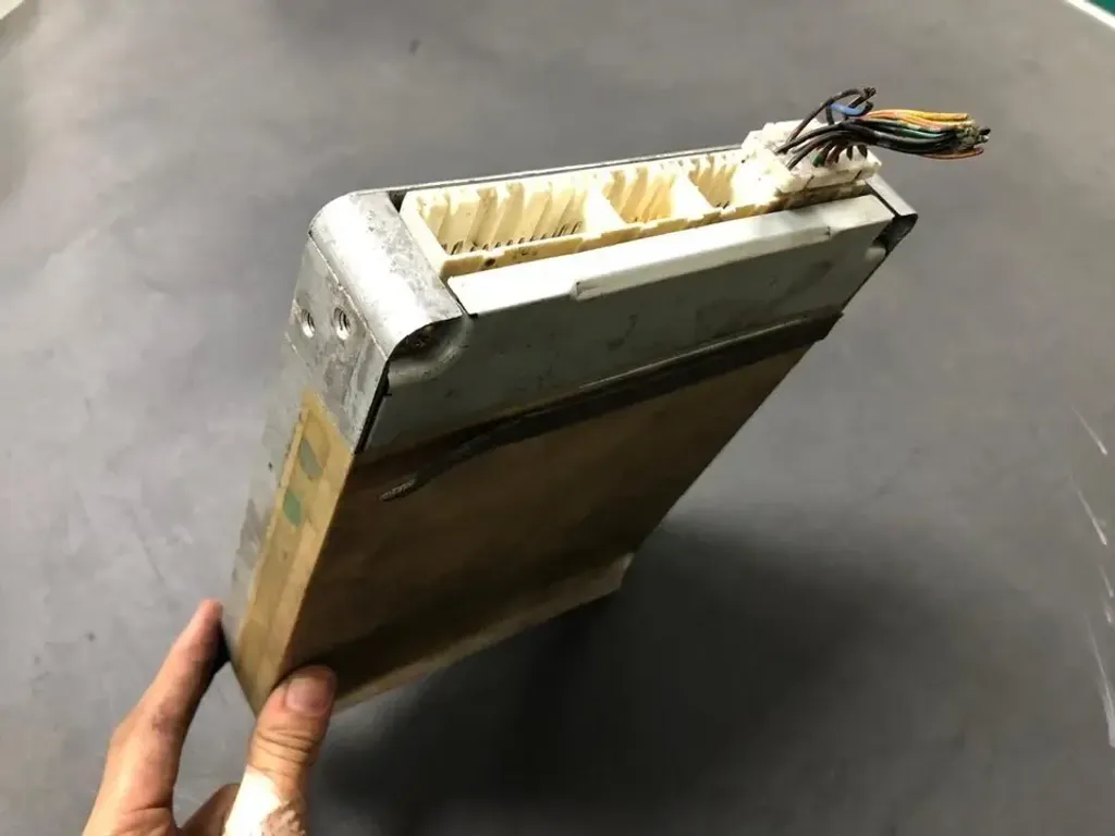 1NZ-FE MT 89661-52220 (3)