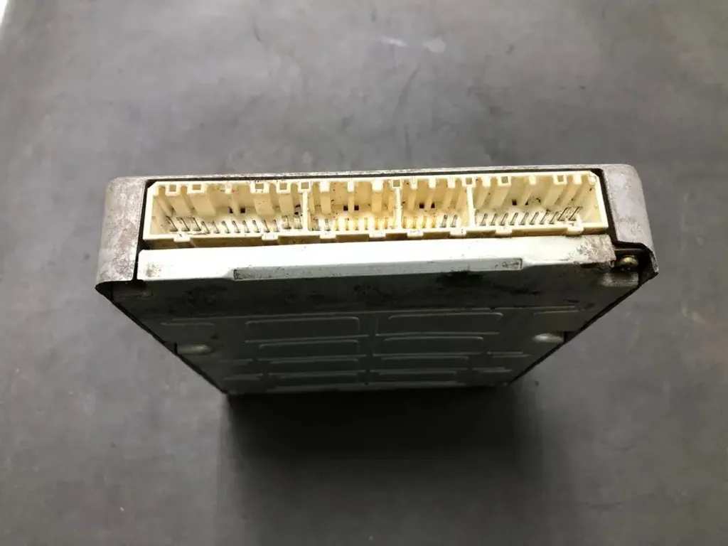 1NZ-FE 4X4 AT 89661-52380 (2)